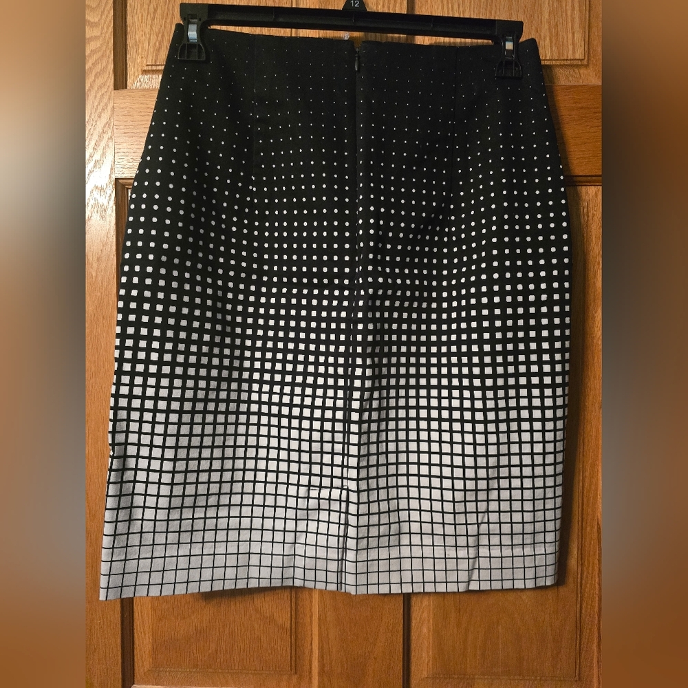 Worthington Black and White Checkered Pencil Skirt